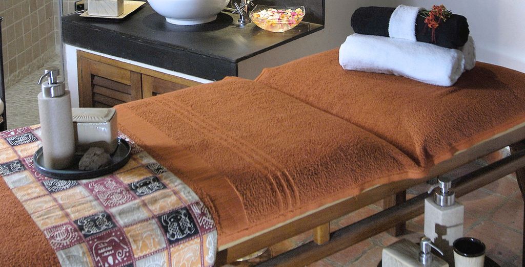 Safari collettivo ed estensione al Pinewood Beach Resort & Spa 4*