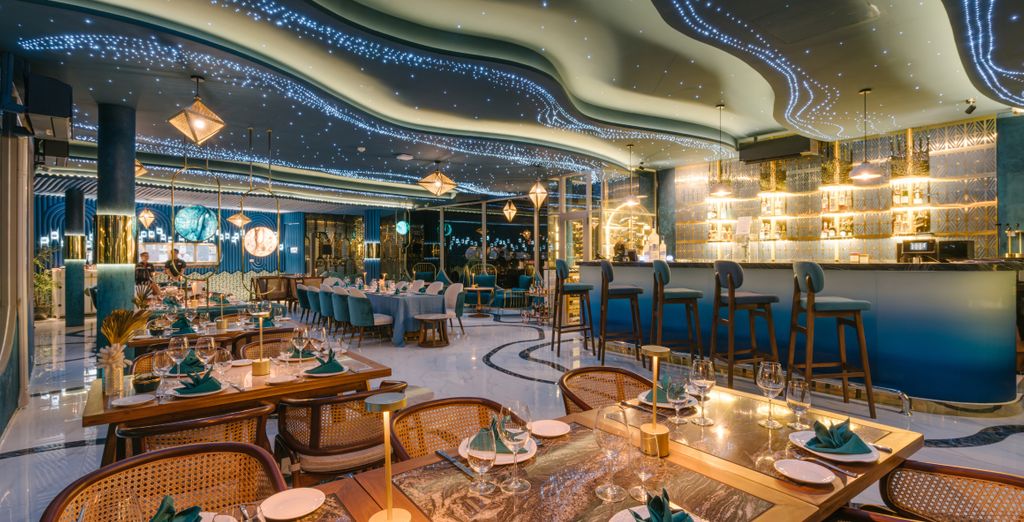 Combinato 5* Metadee Concept Hotel e Le Méridien con possibile pre-estensione a Bangkok