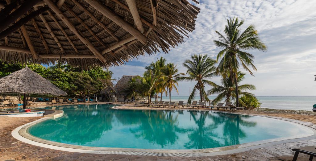 Karafuu Beach Resort And Spa 5*