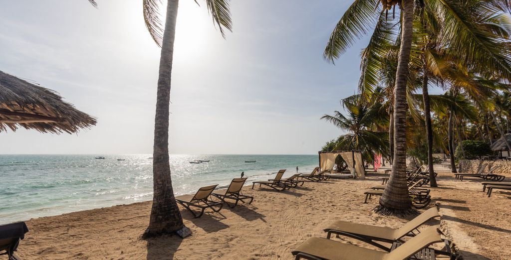 Karafuu Beach Resort And Spa 5*