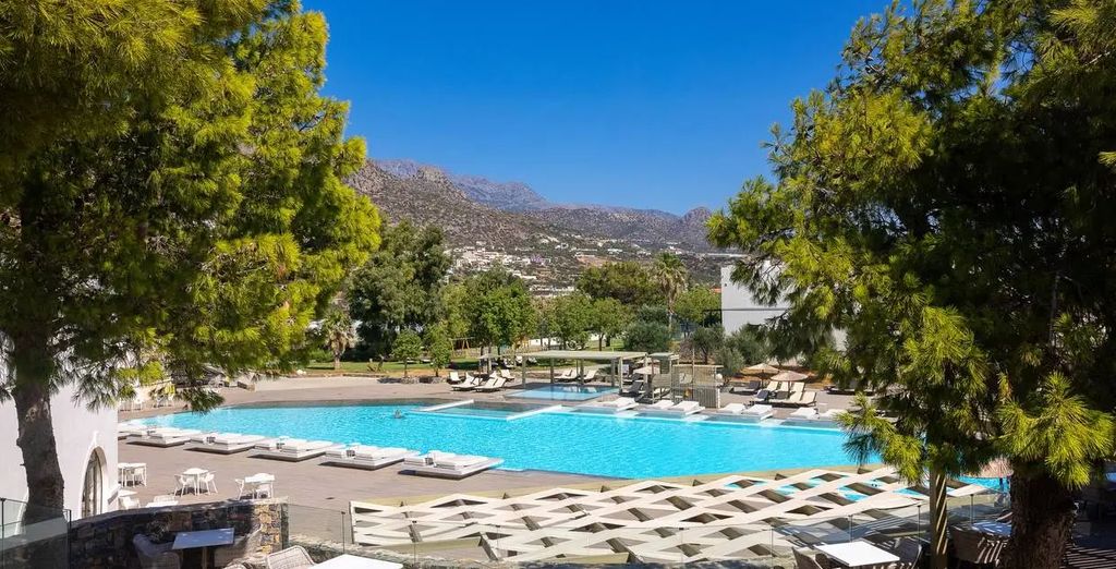 Almyra Hotel & Village 4*