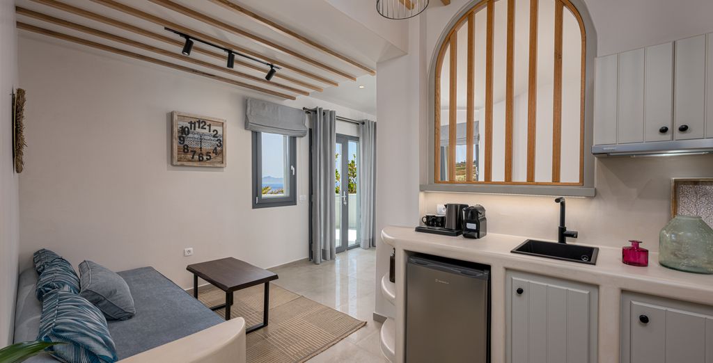 Galaria Luxury Suites 5*