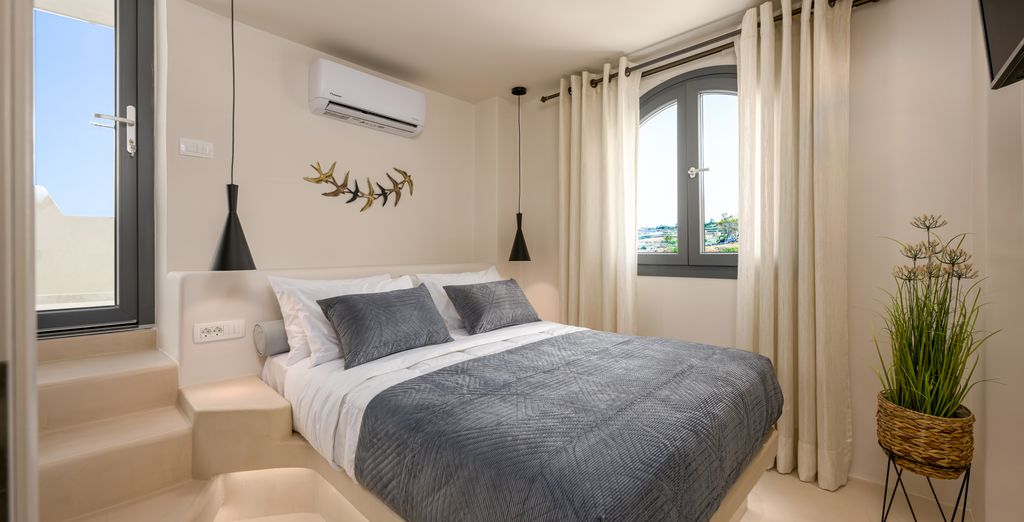 Galaria Luxury Suites 5*