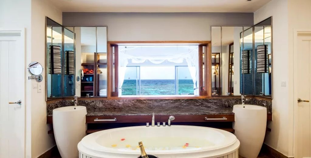 Centara Grand Island Resort & Spa 5*