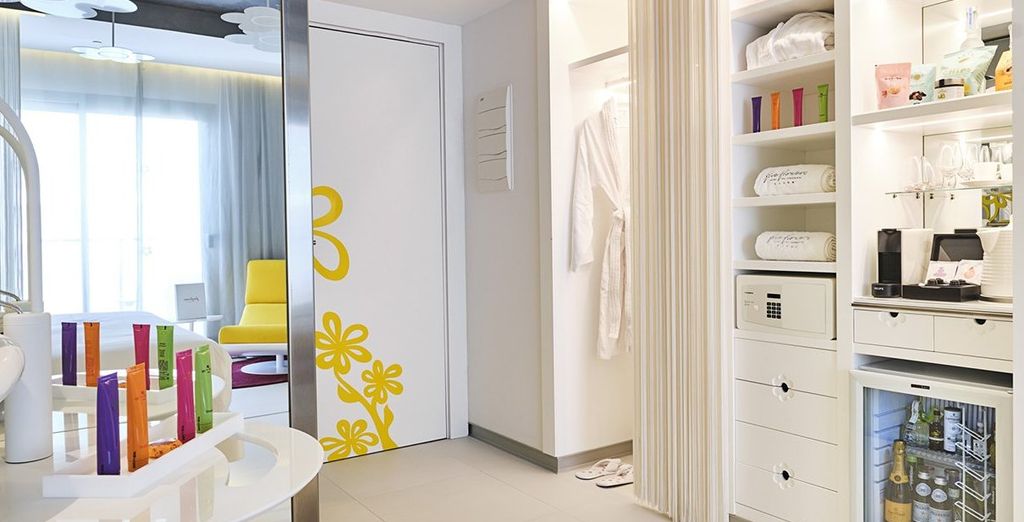 Five Flowers Hotel & Spa 5*