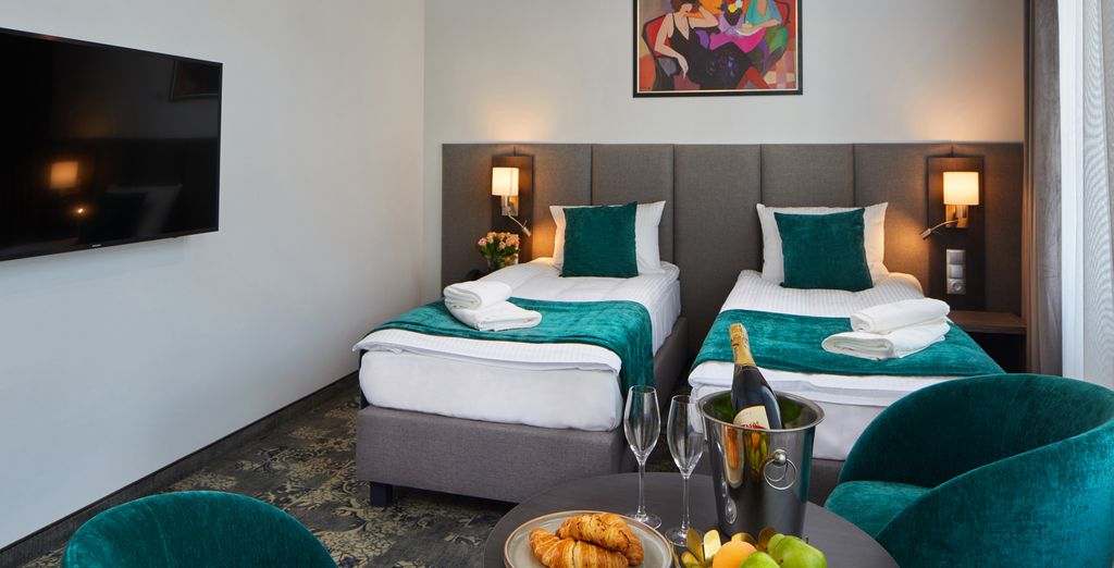 Hotel Estera 4*