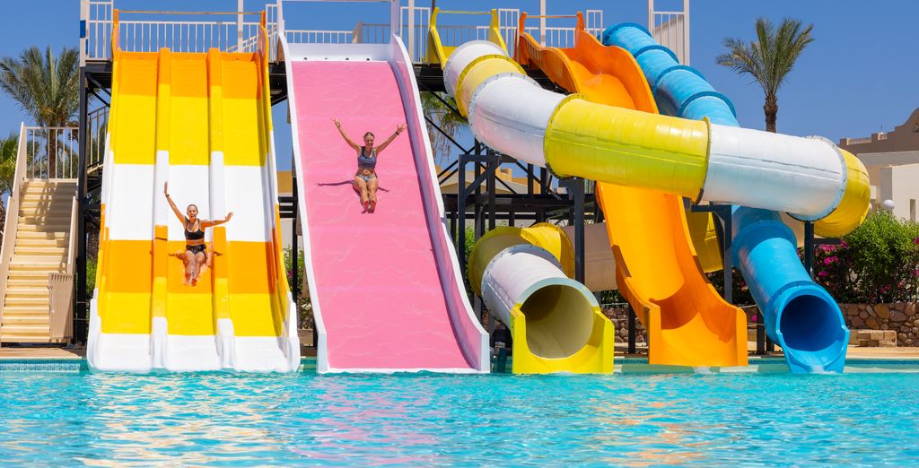 Amwaj Oyoun Resort & Casinò 4*