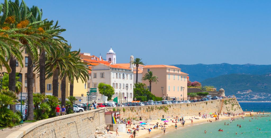 Hotel Benista con volo o Sardinia Ferries
