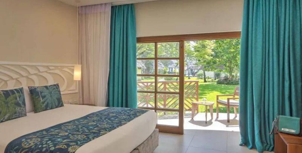 Neptune Village Beach Resort 4* con possibile safari