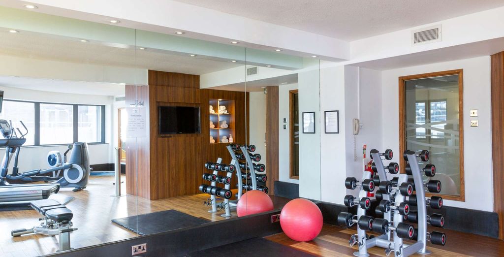 Novotel London Bridge 4*