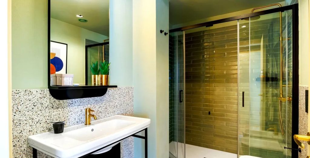 Charlie Urban Hotels 4*