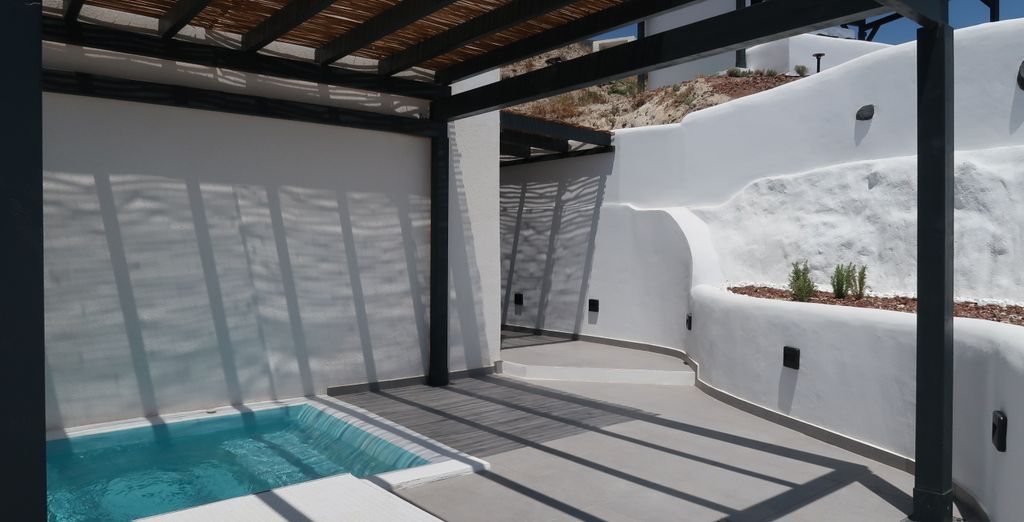 Blé Suites Santorini