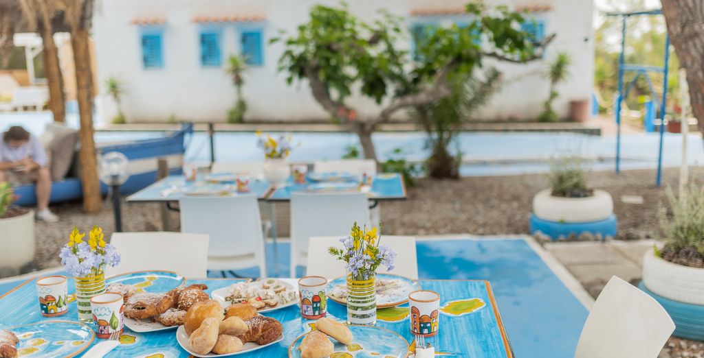 Holiday Eolie Village