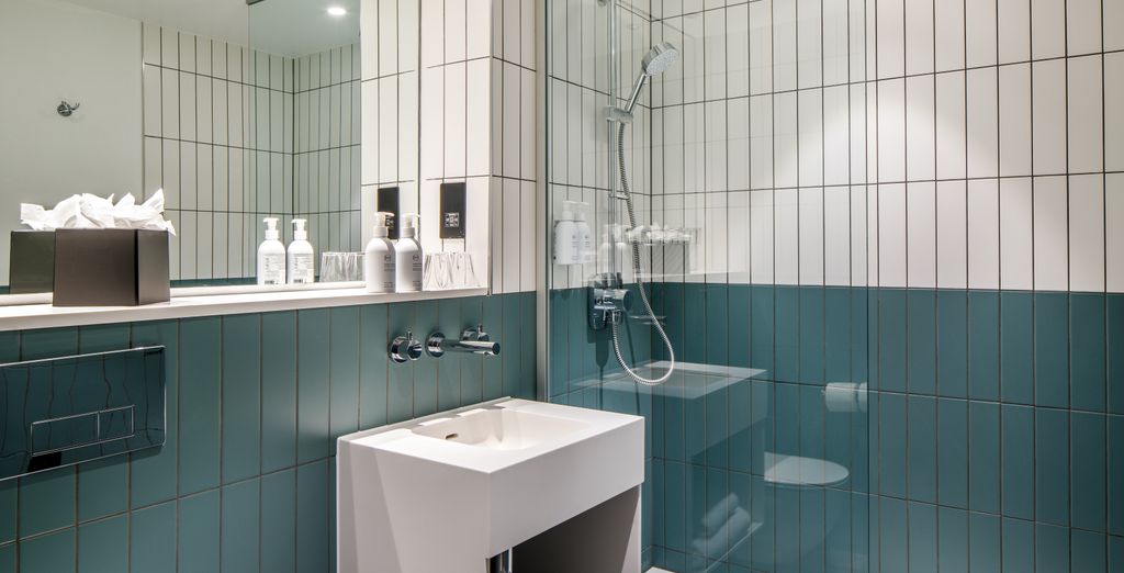 Southgate Hotel London 4*
