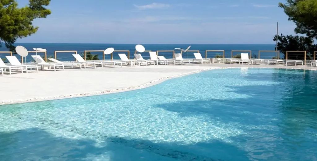Apulia Hotel Baia Dei Faraglioni 4* 