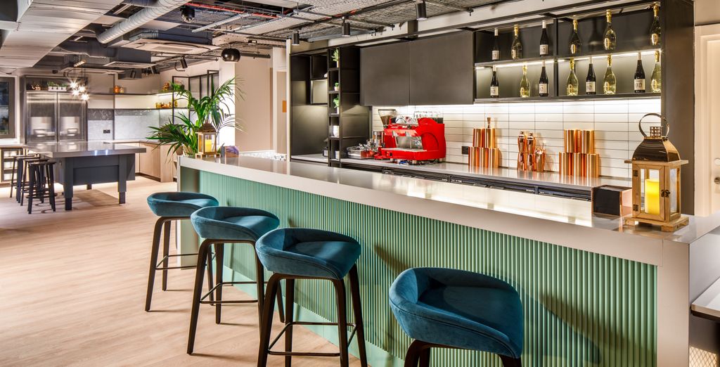 Southgate Hotel London 4*