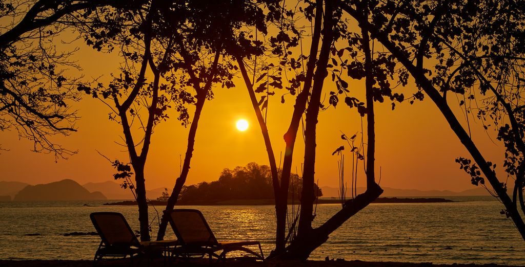 Khao Lak Marriott Beach Resort 5* con possibile estensione a Phuket