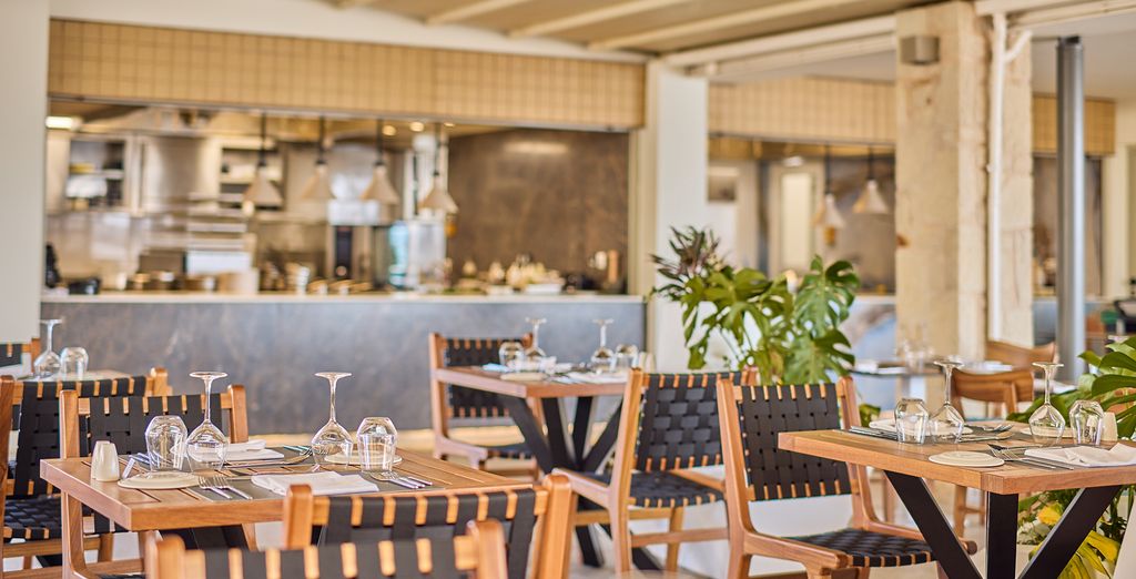 Paralos Kosta Alimia 5* - Adults Only