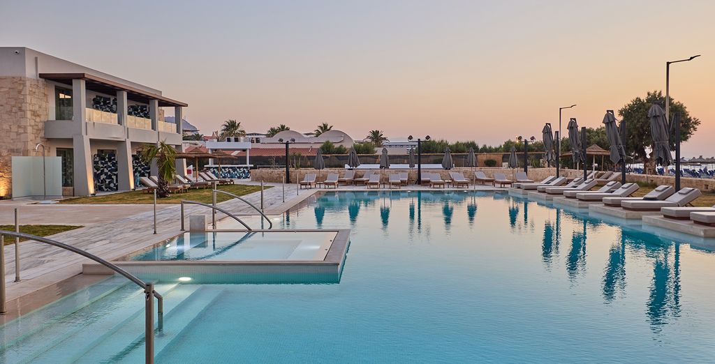 Paralos Kosta Alimia 5* - Adults Only