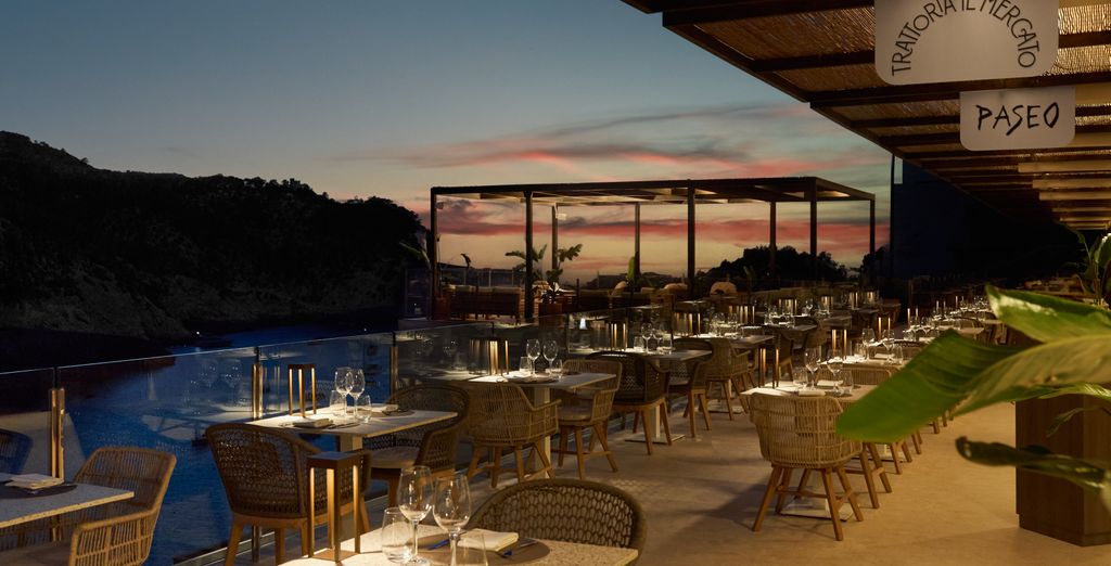 Cala San Miguel Hotel Ibiza, Curio Collection by Hilton 5* - Adults Only