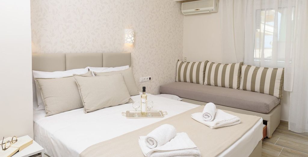 Ammos Beach Seaside Luxury Suites 4*