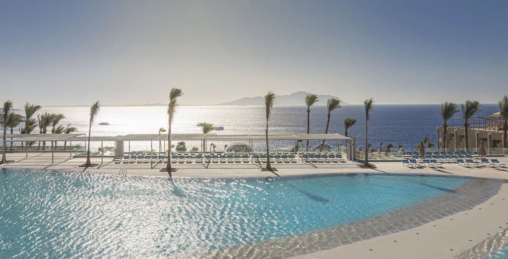 Pyramisa Sharm El Sheikh Resort 5*