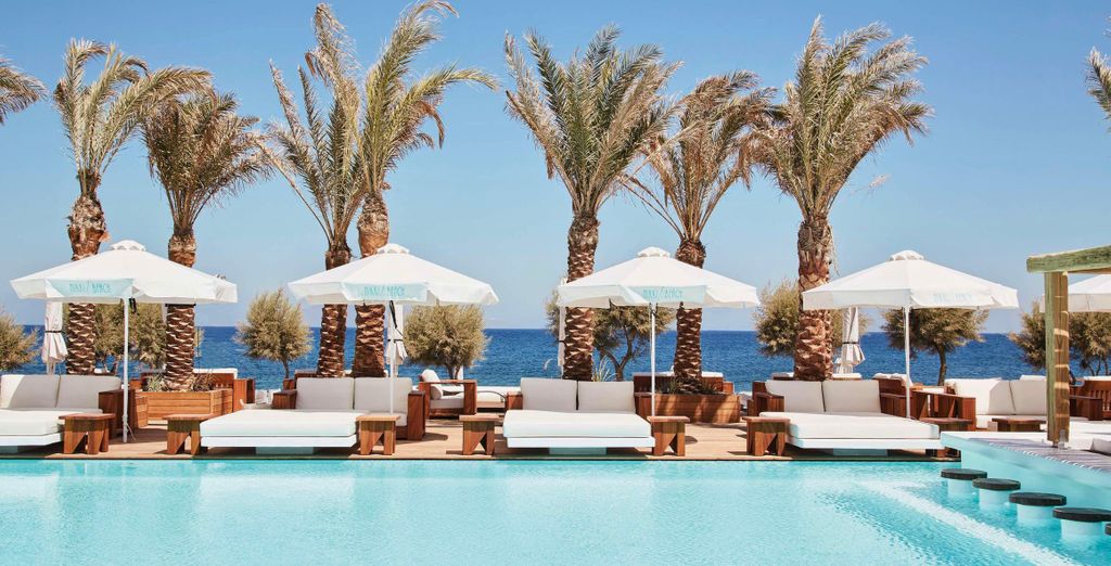 Nikki Beach Resort & Spa Santorin 5*