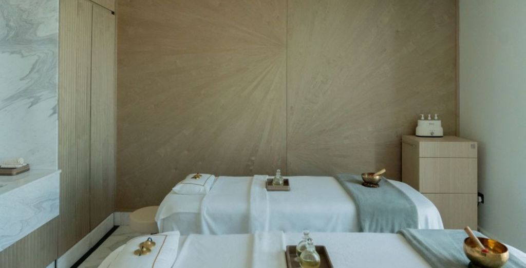 Waldorf Astoria Doha West Bay 5*