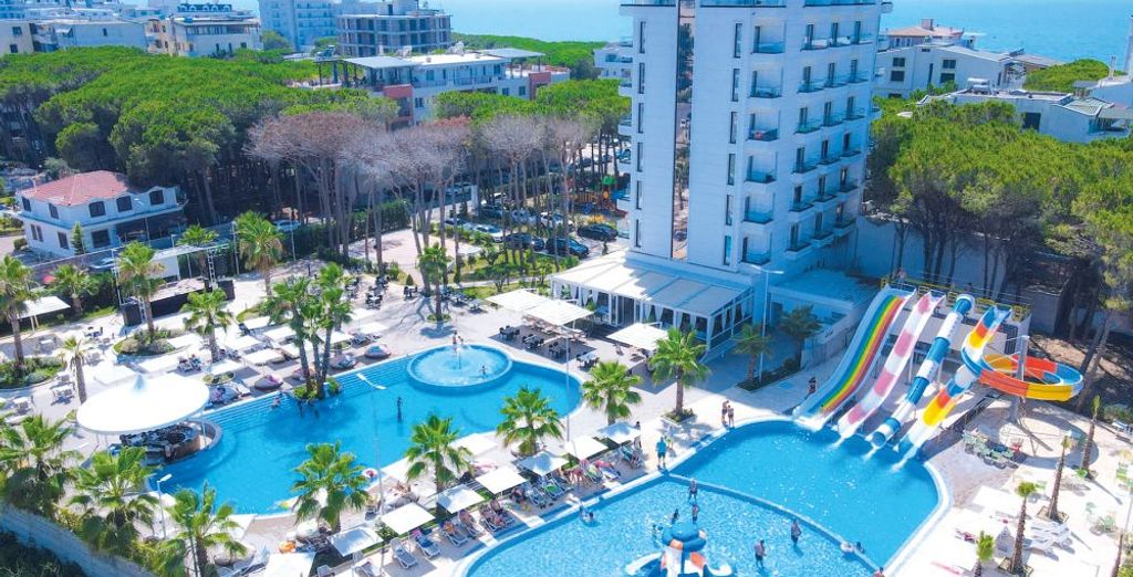 Henry Resort & Spa 5*