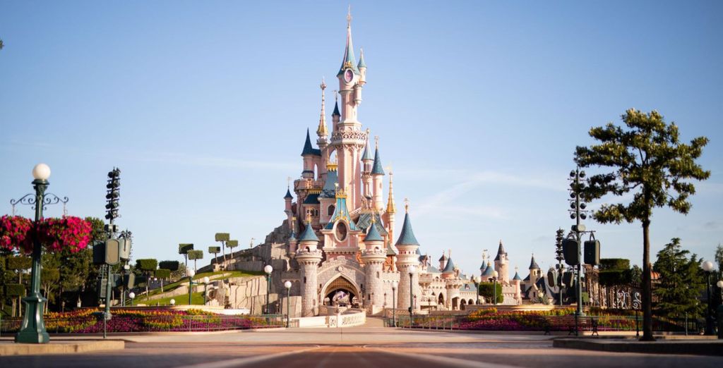 Hotel Eiffel Blomet 4*