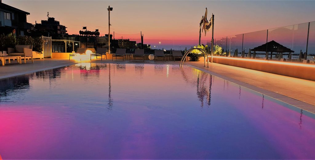 You & Me Beach Hotel - Adults Only