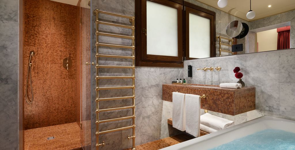 Floren Luxury Hotel 5*