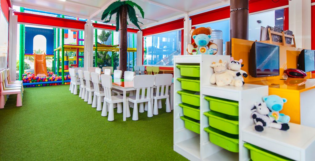 Paradise Park Fun Lifestyle Hotel 4* 
