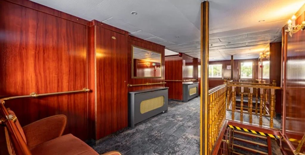 Fortuna Boat Hotel 