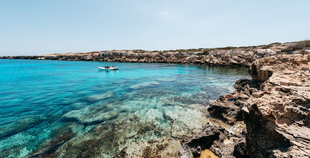 Vangelis Hotel & Suites 4*