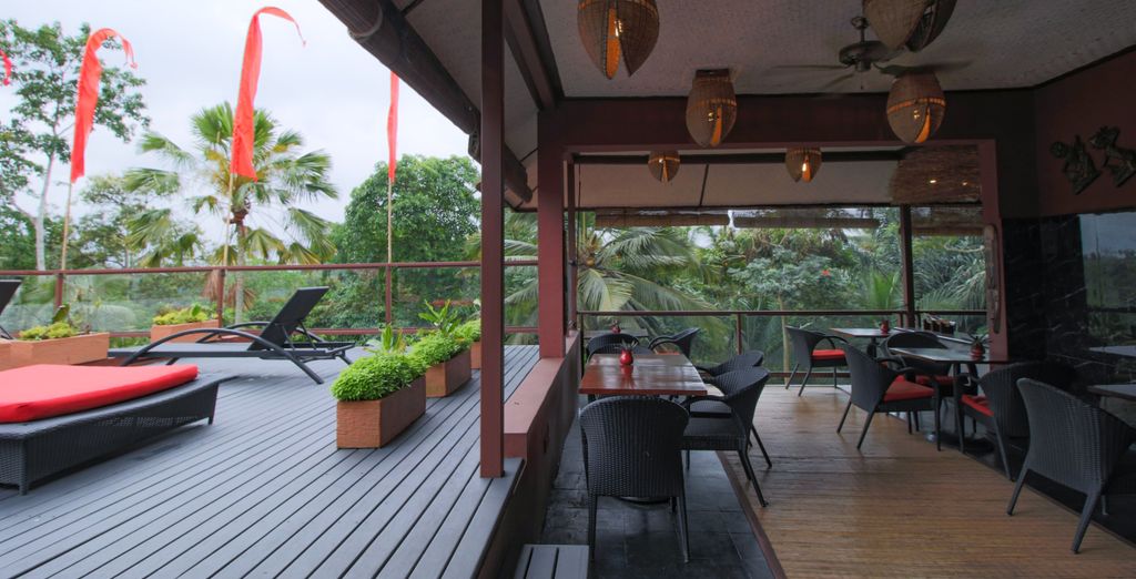 Kupu Kupu Jimbaran 4* e Jungle Retreat 4*