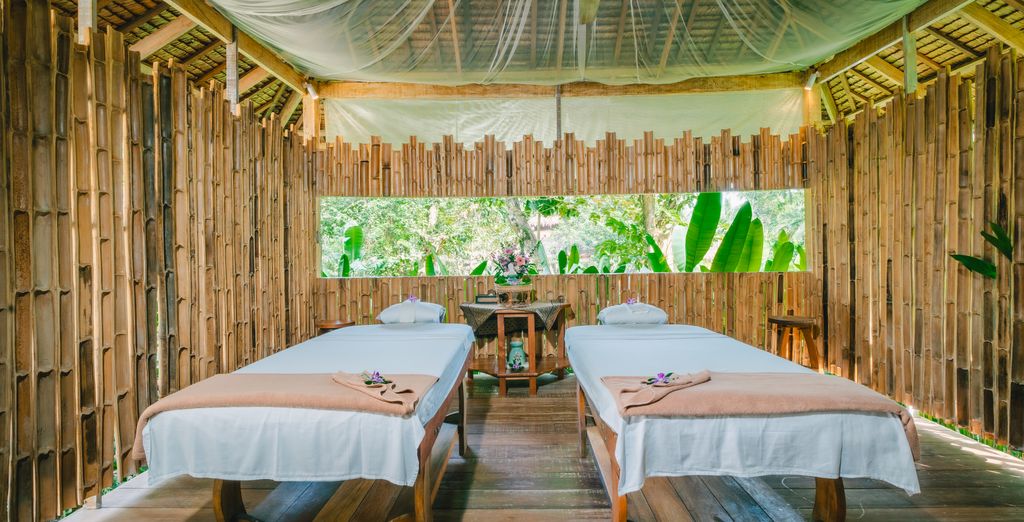 Rawai Palm Beach Resort 4*, Paradise KohYao Resort 4*, Peace Laguna Resort & Spa 4* e possibile pre-estensione al Mode Sathorn Hotel Bangkok 4*