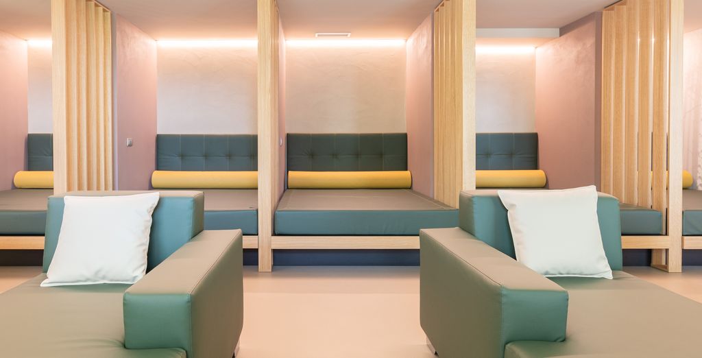 Vital Hotel Flora 4*