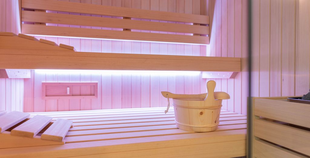 Vital Hotel Flora 4*