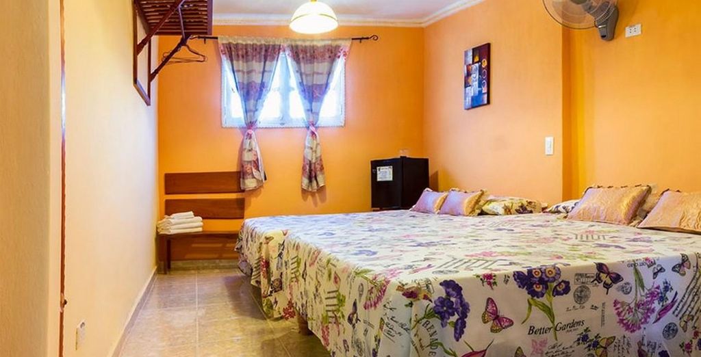 Tour privato: Tra vivaci città e mare cristallino
