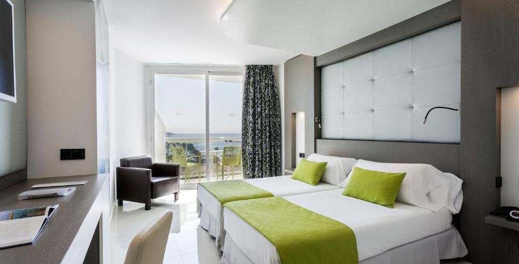 Ibiza Twiins 4*
