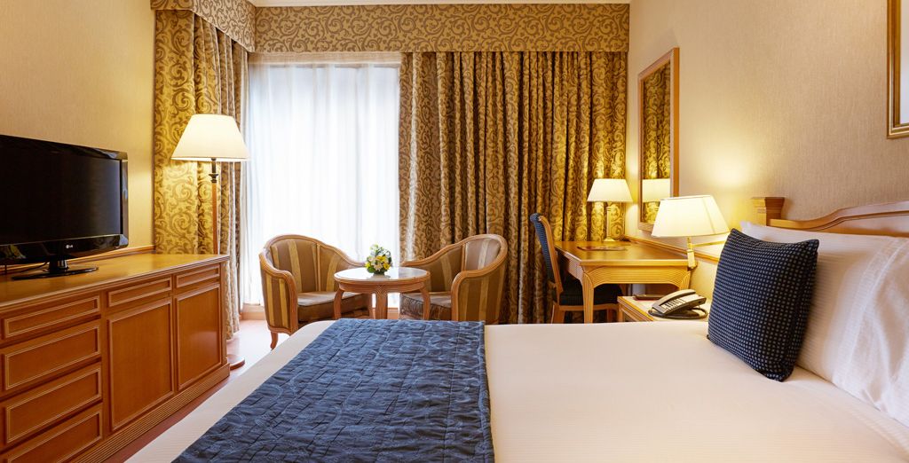 Hotel Millennium Plaza Downtown 5*