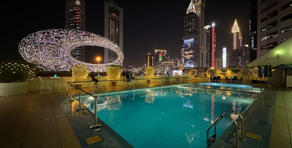 Hotel Millennium Plaza Downtown 5*