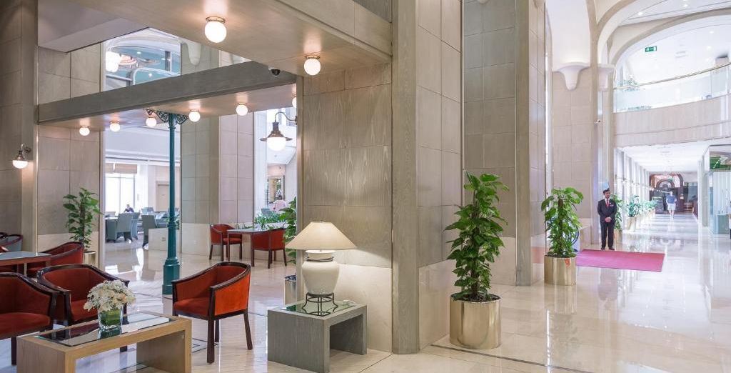 Hotel Millennium Plaza Downtown 5*