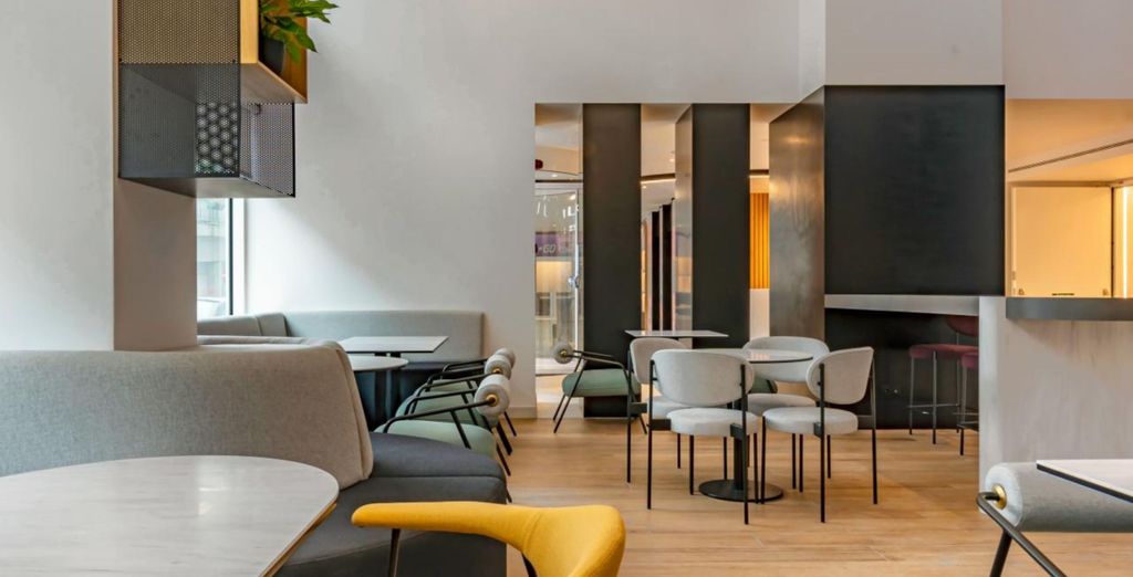 Yotel Porto 4*