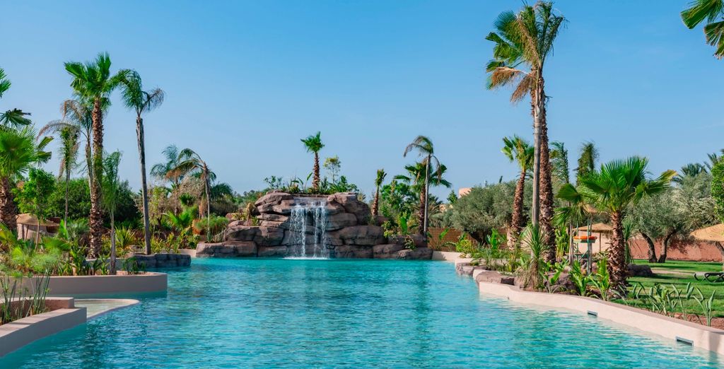 Oasis Lodges 4*