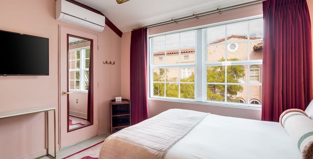 Esmé Miami Beach 4*
