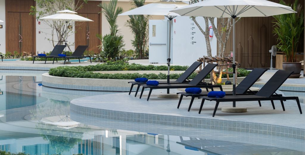 Laya Resort Phuket Island 4*, 1 notte a Khao Sok e Khao Lak Laguna Resort 4* con possibile pre-estensione a Bangkok