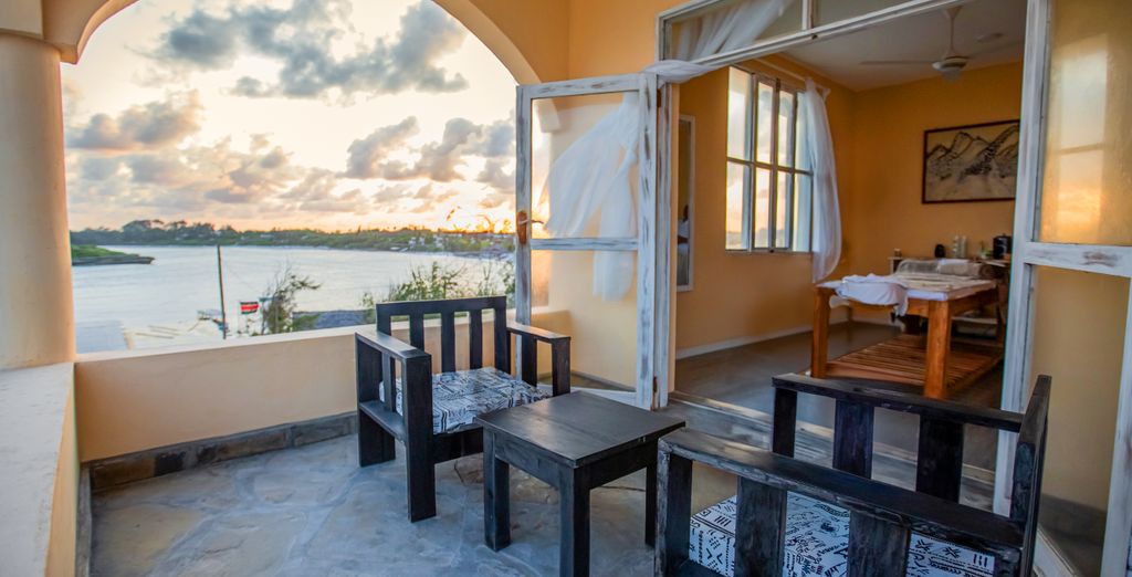 Safari Riziki con estensione all'AHG Lion Beach Resort & Spa 4*