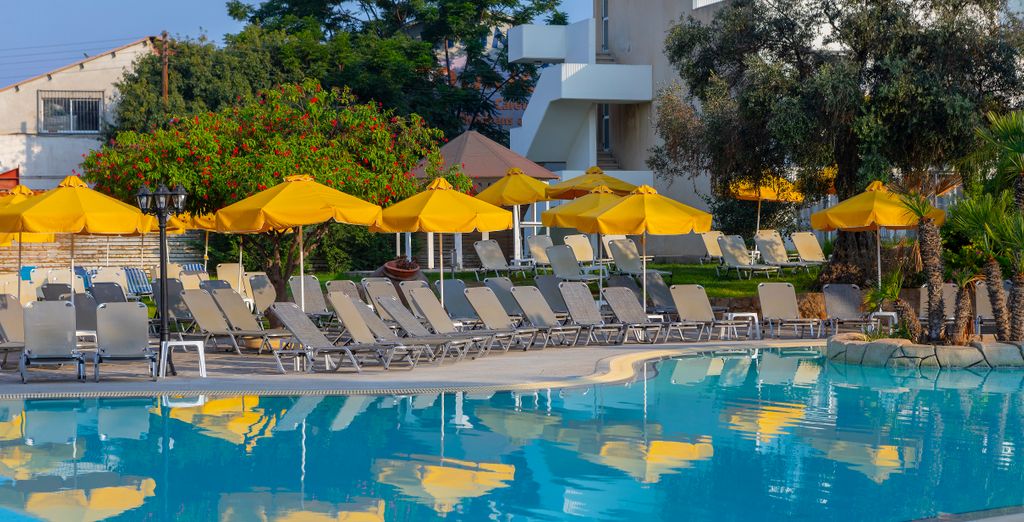 Mayfair Hotel 4*